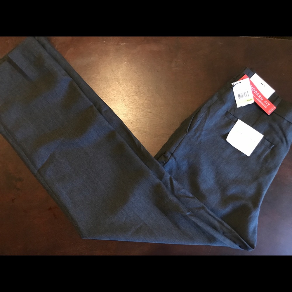 Perry Ellis Grey Travel Luxe Modern Fit Pant 30x30